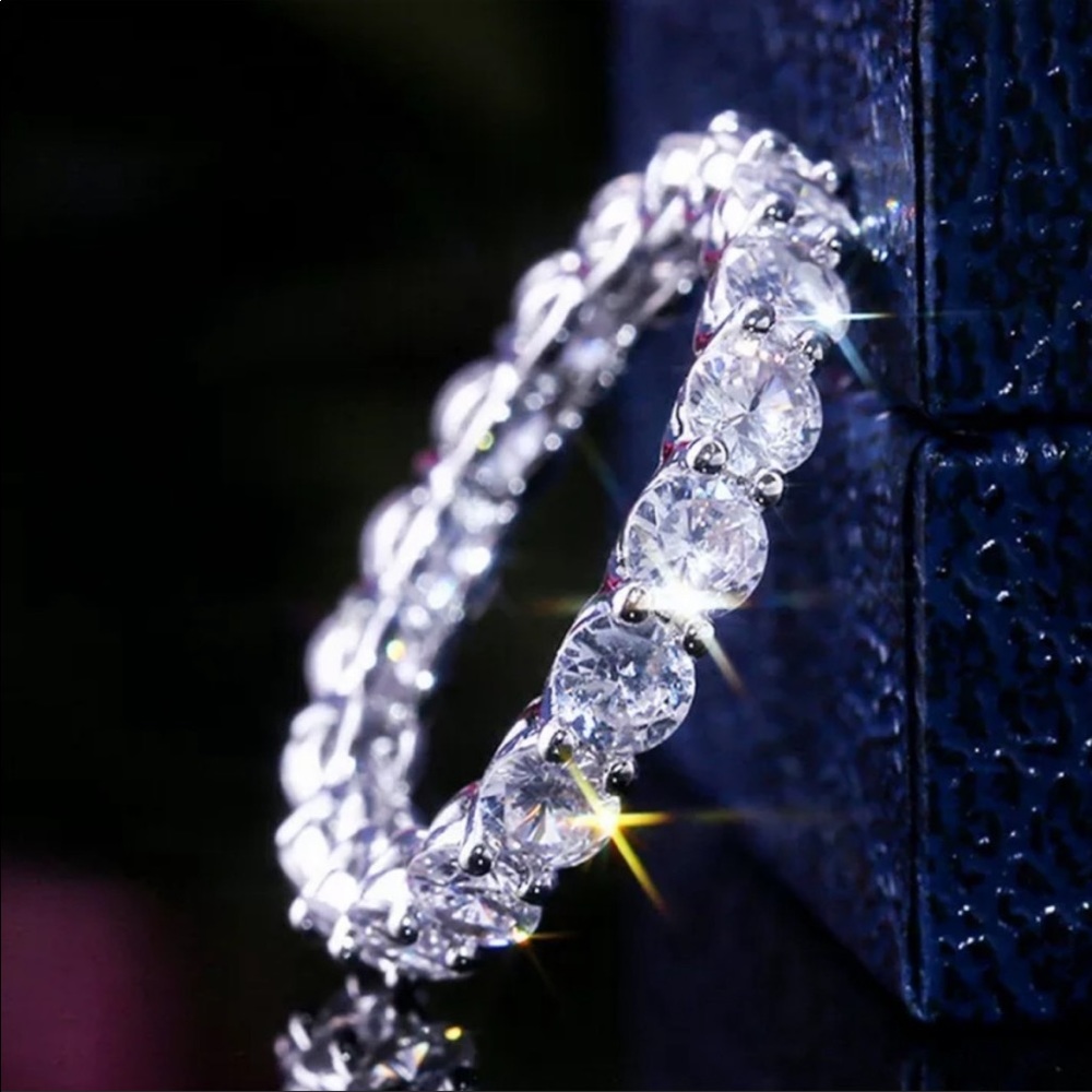 NEW 925 STERLING SILVER ENGAGEMENT RING - Picture 1 of 6